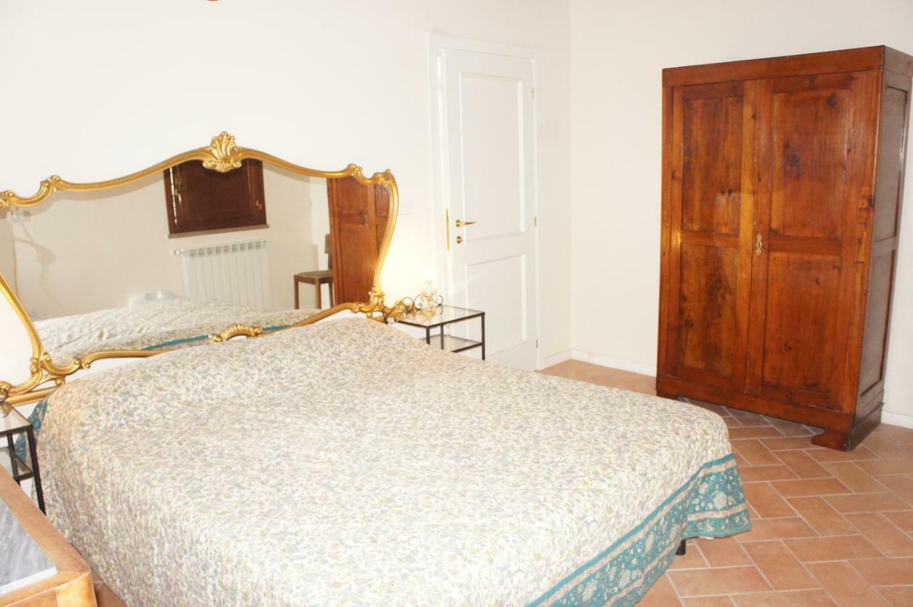 Villa Borgo La Fungaia Gambassi Terme Exterior photo